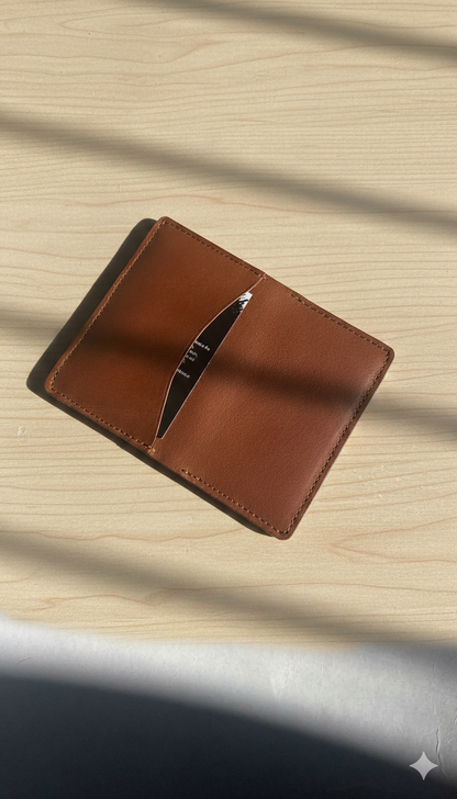 👜 Handmade Bifold Brown Leather Wallet